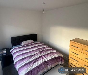 1 bedroom in a house share to rent - Photo 5