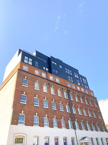 2 Bed Flat, Atlantic Mansions, SO14 - Photo 3