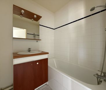 Location Appartement 2 pièces 40m² COGNAC 16100 - Photo 4