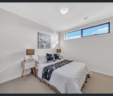 A Well kept family home for rent in Tarneit - Photo 6