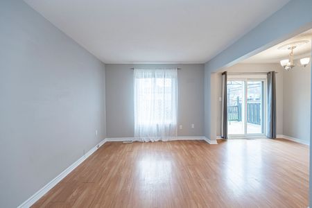 For Lease - 14 D'Ambrosio Drive, Barrie, Ontario - Photo 2