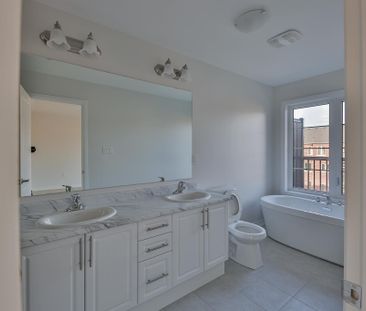 For Lease - 35 Floyd Ford Way, Markham, Ontario - Photo 5