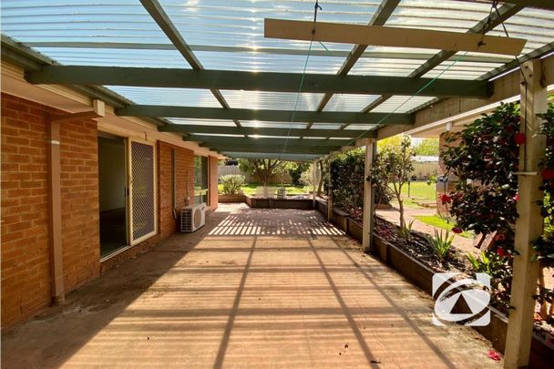 HOME IN OATLANDS ESTATE - Photo 1