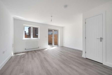 Charles Dyer Close, Melton Mowbray, LE13 - Photo 2