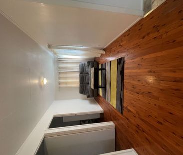 Available Now! Furnished 3 Bedrooms - Photo 1