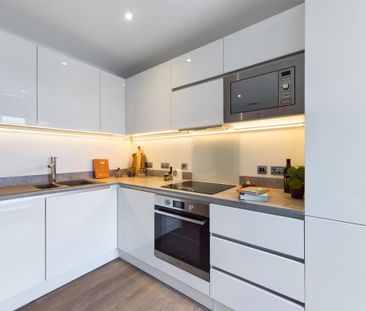 2 bedroom apartment to rent - Photo 4