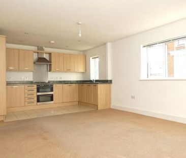 2 bedroom maisonette to rent - Photo 5