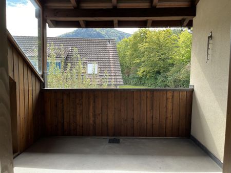 gemütliche 3.5-Zimmer Dachwohnung - Photo 3