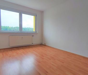 Schöne 3-Raumwohnung mit wundervollem Ausblick sucht neue Mieter - ... - Foto 1