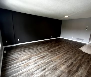 For Lease - 116 Maplewood Drive Unit# Unit 1, Essa, Ontario - Photo 6