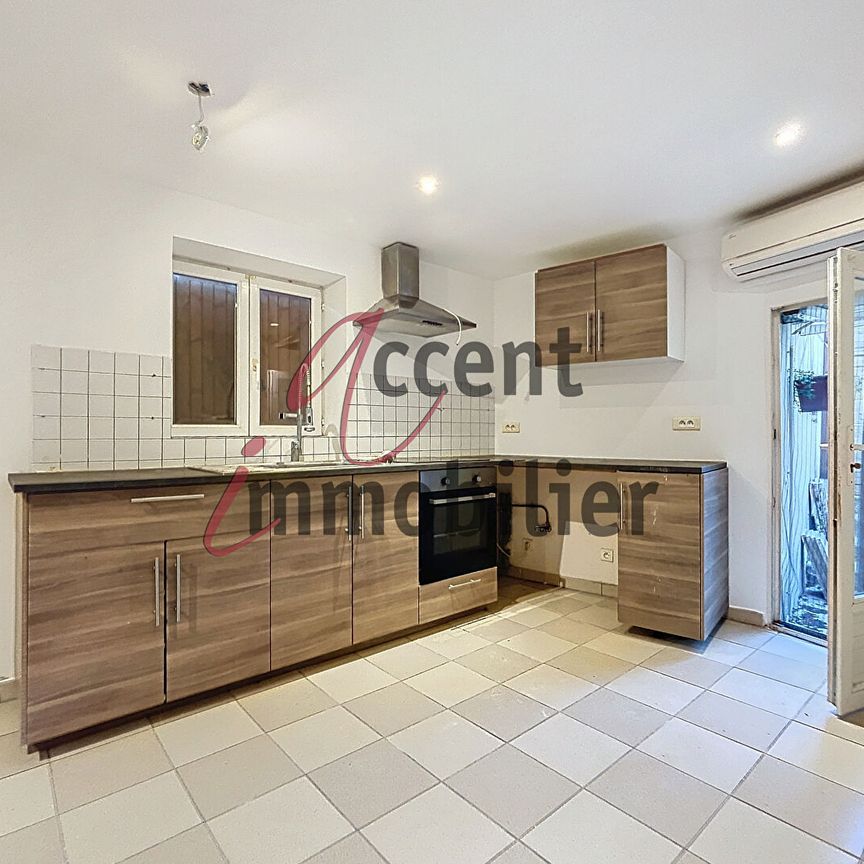 Maison de village Orgon, - Photo 1