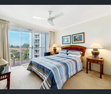 Fully Furnished Spacious Apartment with 2 Balconies&comma; Pool&com... - Photo 3