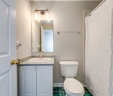 For Lease - 4401 Peter Drive, Burlington, Ontario - Photo 6