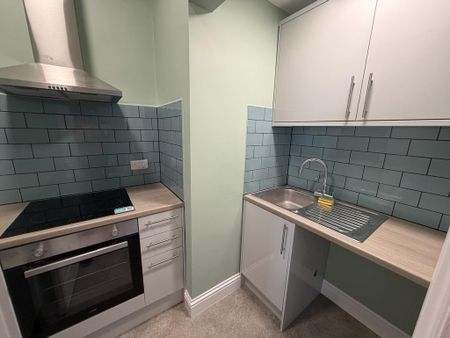 1 bedroom flat to rent - Photo 3