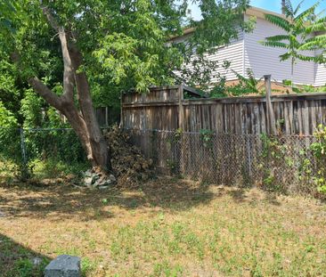 For Lease - 55 Littleleaf Drive Unit# RM A, Toronto, Ontario - Photo 3