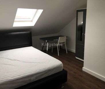 6 bedroom terraced house to rent - Photo 2