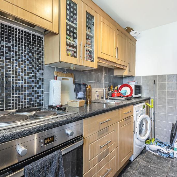 1 bedroom flat to rent - Photo 1