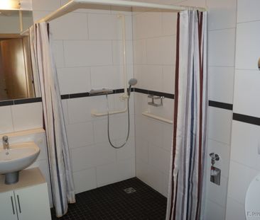 Moderne, seniorengerechte 2-Zimmer-Penthouse-Wohnung in Neukirchen-... - Photo 5