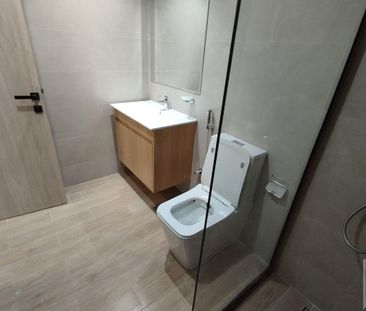 BRAND NEW | NEAR METRO | FLEXIBLE CHEQUES |VACANT - Photo 6