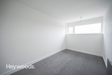 3 bed apartment to rent in Bridge Court, Stone Road, Stoke-on-Trent, Staffordshire - Photo 2