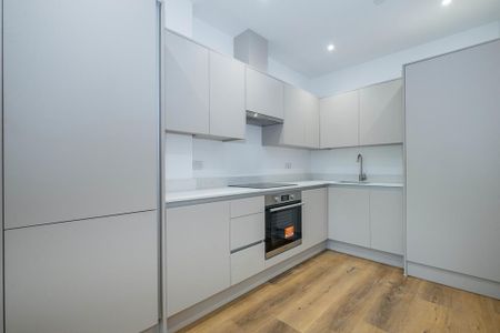 2 bedroom flat to rent - Photo 2