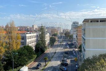 Apartamento T2 em Lisboa