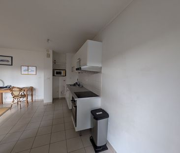 Location Appartement 2 pièces 41m² ST CYR SUR LOIRE 37540 - Photo 3