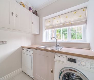 Haslemere Road, Brook, Godalming, Surrey, GU8 - Photo 4