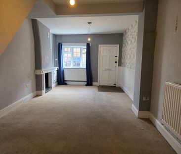 2 bedroom semi-detached house to rent - Photo 5