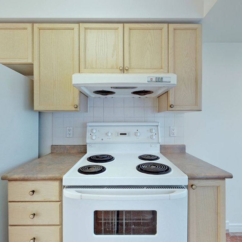 For Lease - 33 Empress Avenue Unit# 1005, Toronto, Ontario - Photo 1