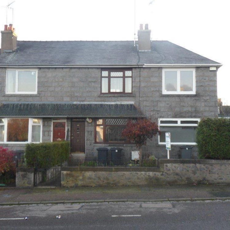 2 Bed Terraced House, Orchard Road, AB24 - Photo 1