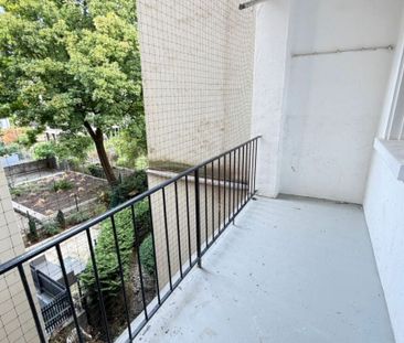 Einfache 3.5-Zimmer-Wohnung mit Balkon und Kellerabteil - Photo 5