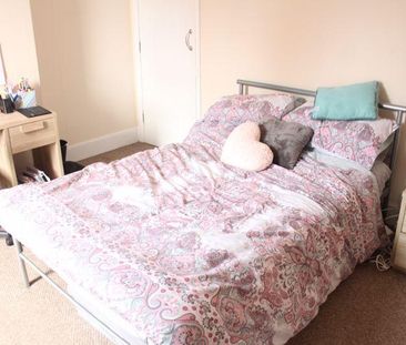 4 bedroom house share to rent - Photo 3