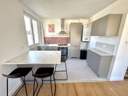 Location Appartement 3 pièces 55 m2 à Clermont-Ferrand - Photo 4