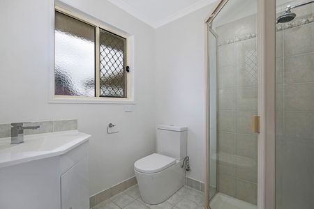 Affordable Newly Renovated - 4 Bedroom Family Home - Photo 3