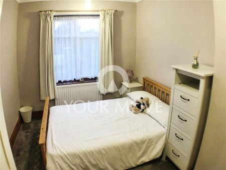 1 bedroom in a house share to rent - Photo 3