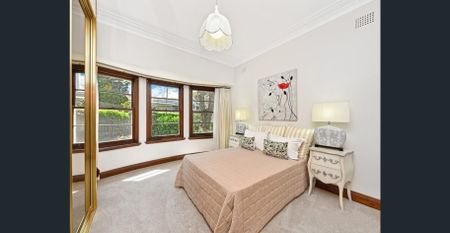 Exquisite Single-Level Family Residence in Coveted Killara Locale - Photo 4