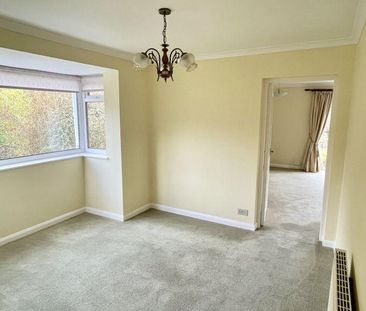 2 bedroom detached bungalow to rent - Photo 3