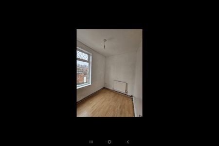 Room in a Shared House, Mortlake Road, S5 - Photo 3