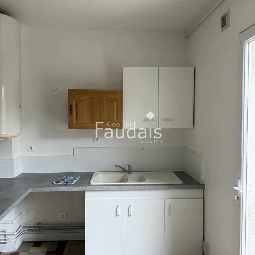 Location Maison 4 pièces 70m² LA HAYE 50250 - Photo 1