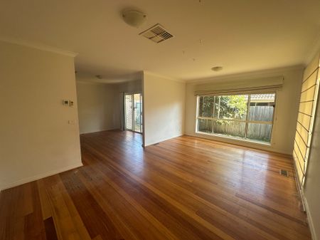 2/1 Bevan Avenue - Photo 3