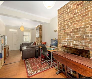21 Chapman Street, Surry Hills NSW 2010 - House For Rent | Domain - Photo 2