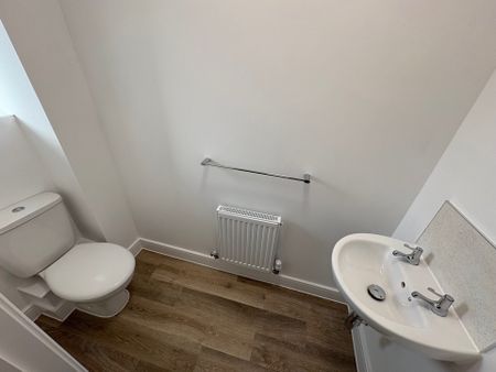 BennettStreet, LongEaton, NOTTINGHAM - Photo 2