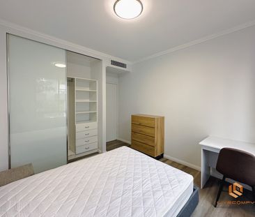 Wolli Creek - Photo 1