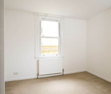 Bloomfield Avenue - Photo 3