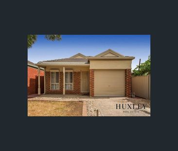 321/173 Caroline Springs Boulevard, Caroline Springs, Vic 3023 - Photo 1