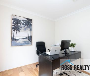 LUXURY LIVING IN PRIME LOCATION! - Photo 5