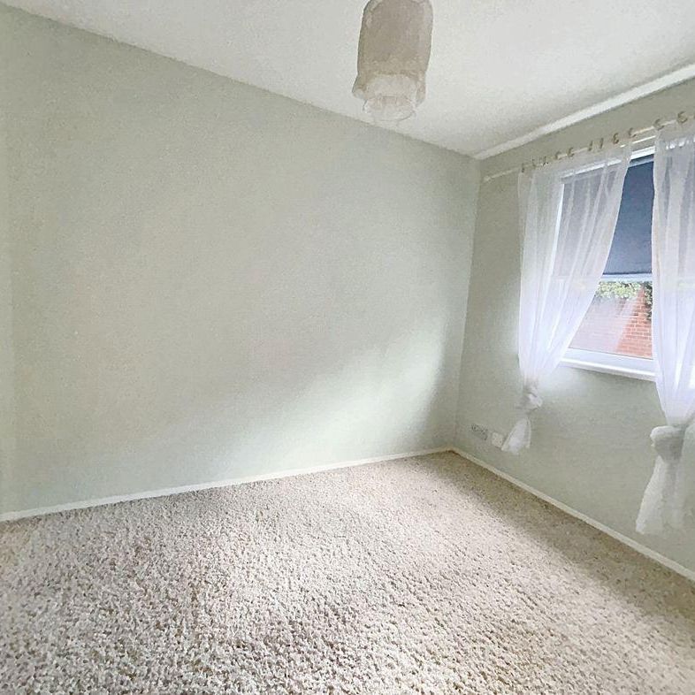 3 bed semi-detached house to rent in NE8 - Photo 1