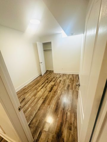 For Lease - 15 Dalecrest Road, Brampton, Ontario - Photo 2