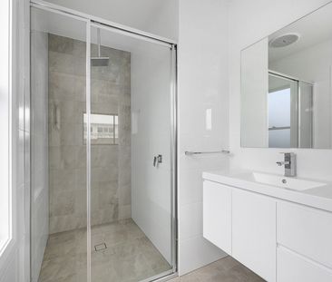 Low-Maintenance Comfort in a Quiet Setting - Photo 4